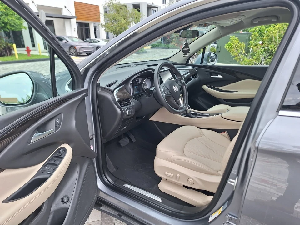 2020 Buick Envision - Image 11 of 21