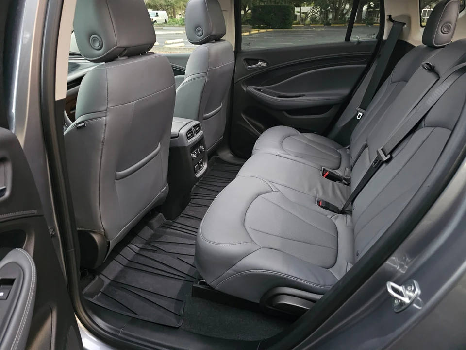 2020 Buick Envision - Image 20 of 21