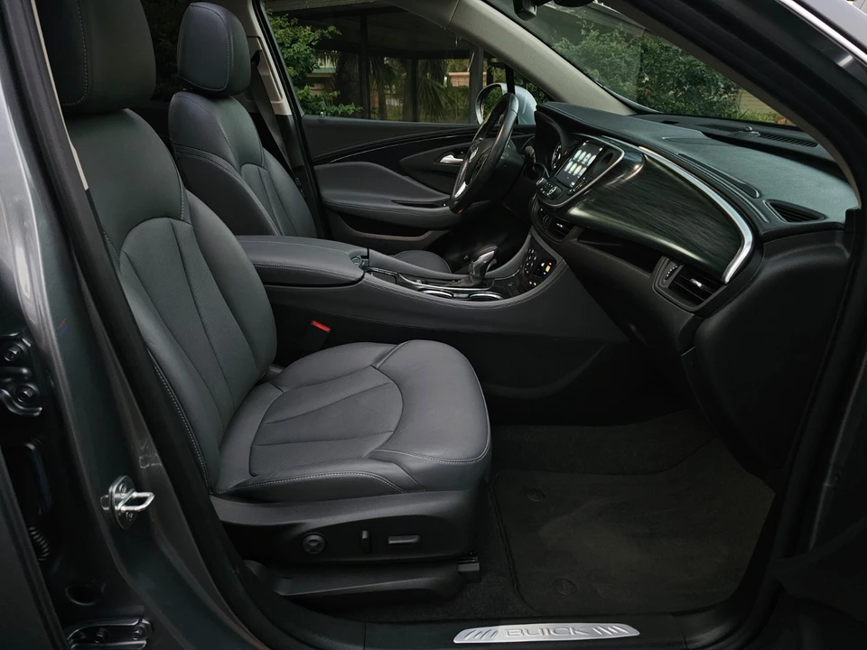 2020 Buick Envision - Image 17 of 21