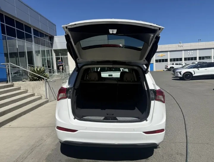 2020 Buick Envision - Image 5 of 10