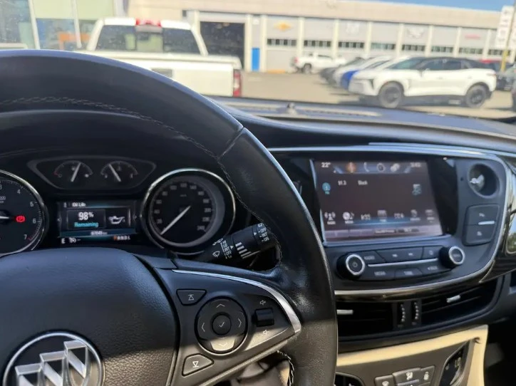 2020 Buick Envision - Image 9 of 10