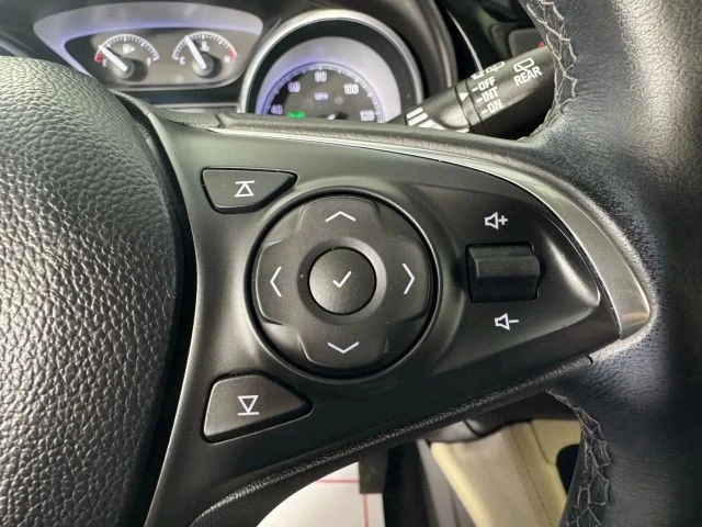 2020 Buick Envision - Image 16 of 21