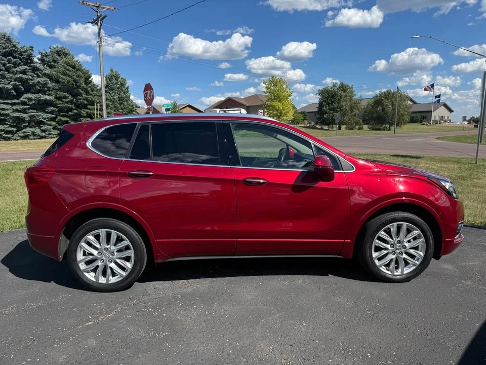 2020 Buick Envision - Image 2 of 12