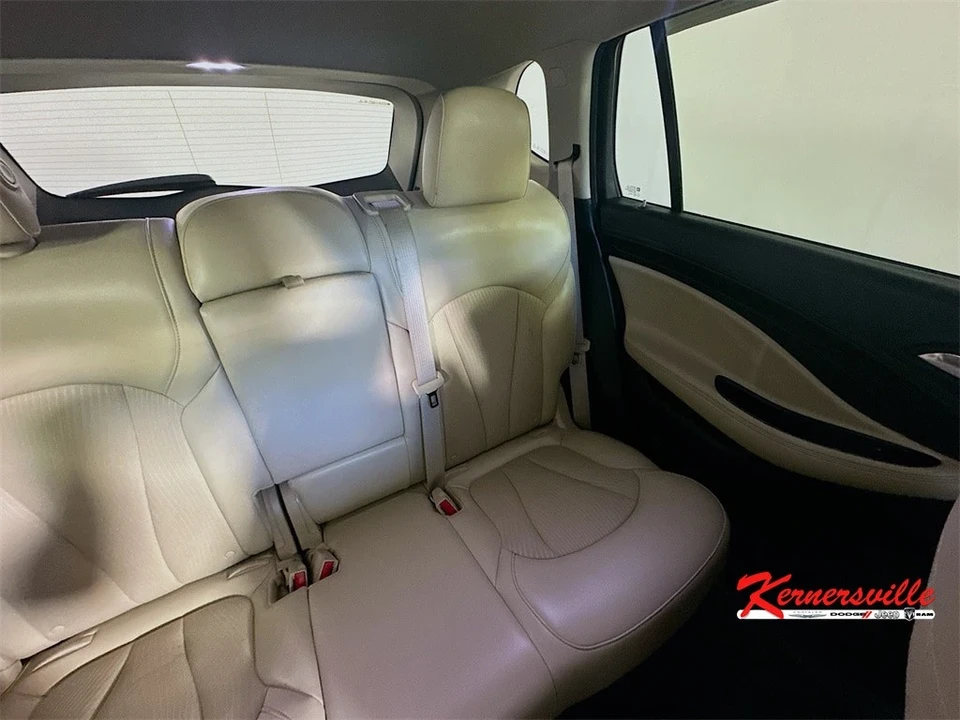 2020 Buick Envision - Image 14 of 21