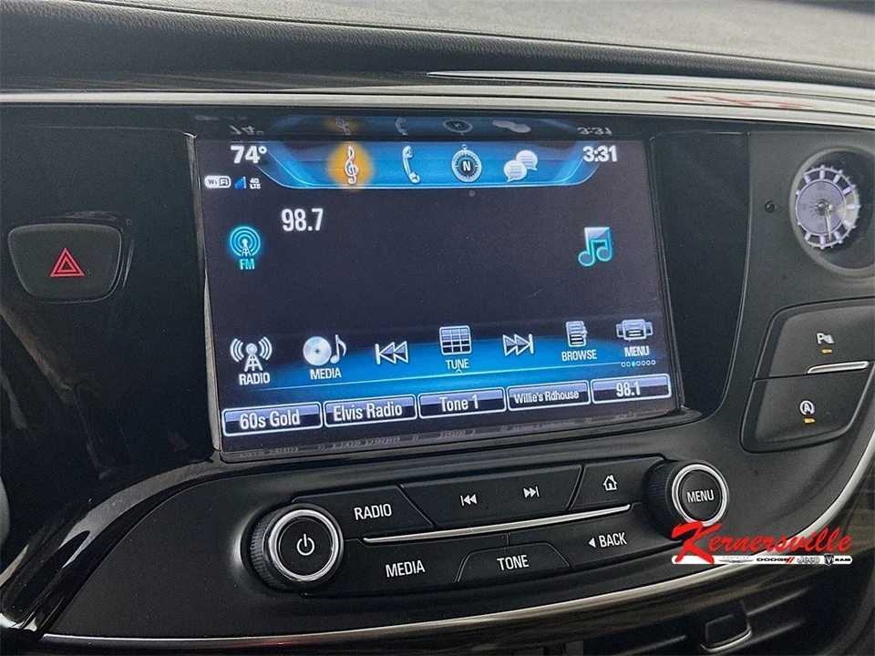 2020 Buick Envision - Image 17 of 21