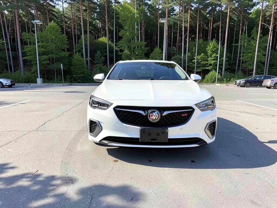 2020 Buick Regal - Image 2 of 20