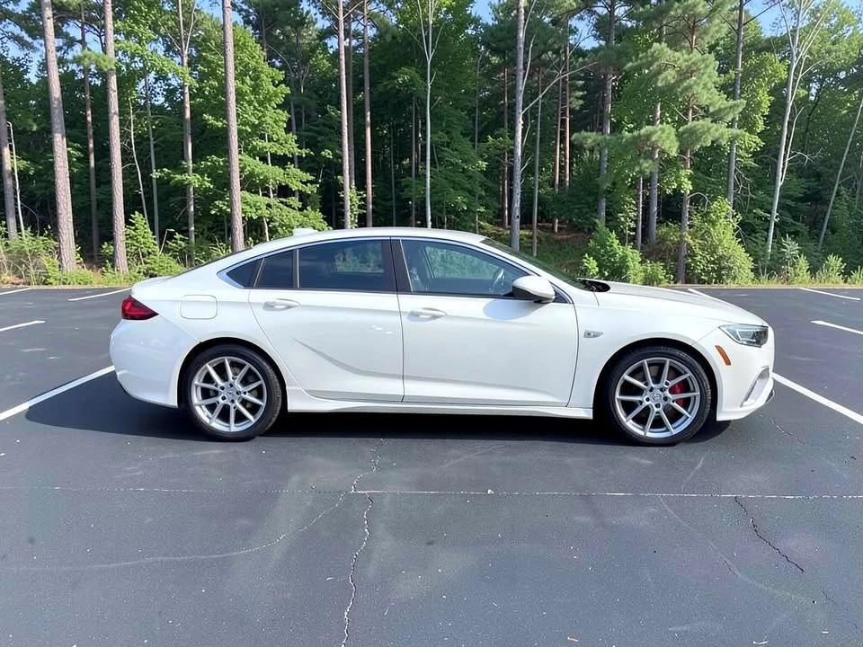 2020 Buick Regal - Image 4 of 20