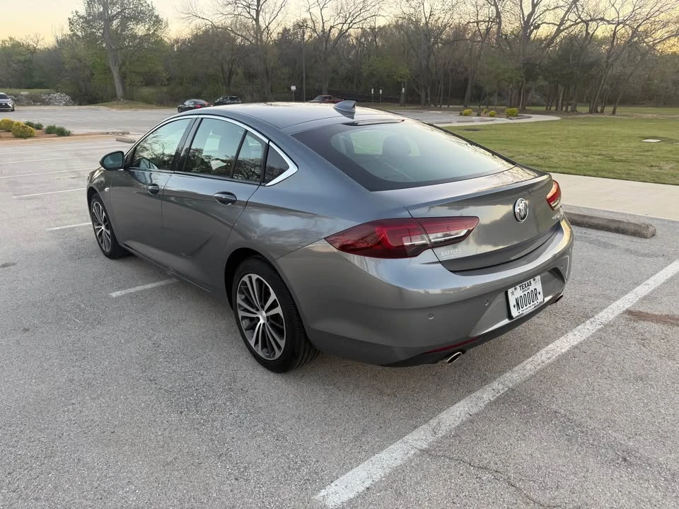 2020 Buick Regal - Image 2 of 16