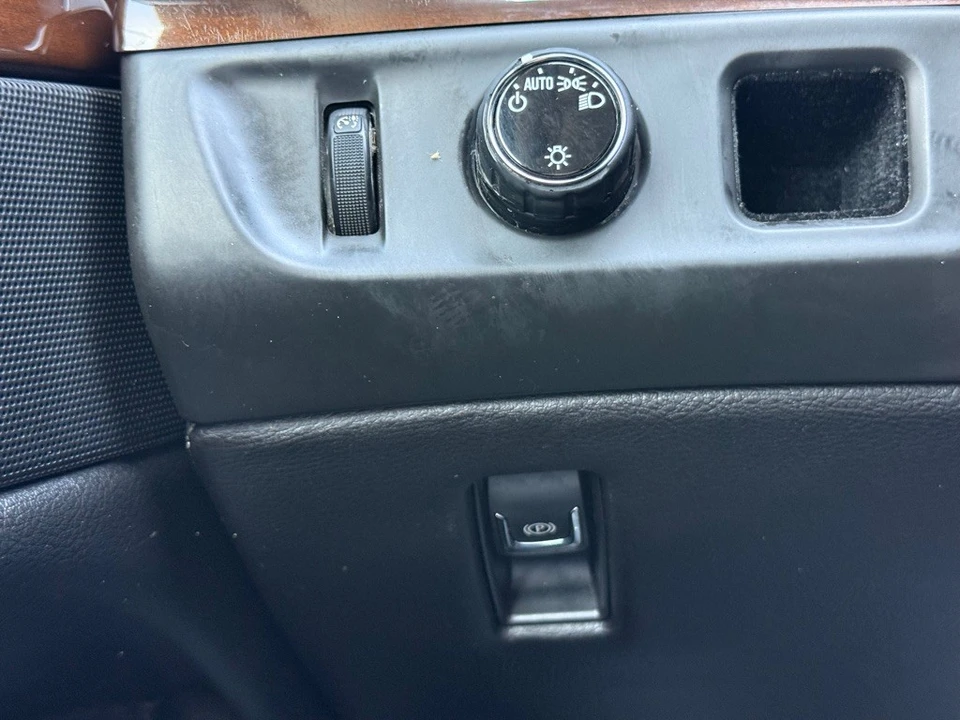 2020 Cadillac Escalade 4th Gen - Image 19 of 21
