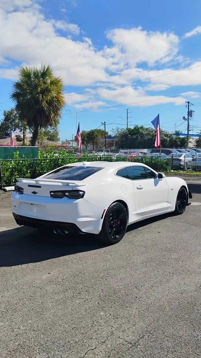 2020 Chevrolet Camaro SS 6th Gen - Image 5 of 10