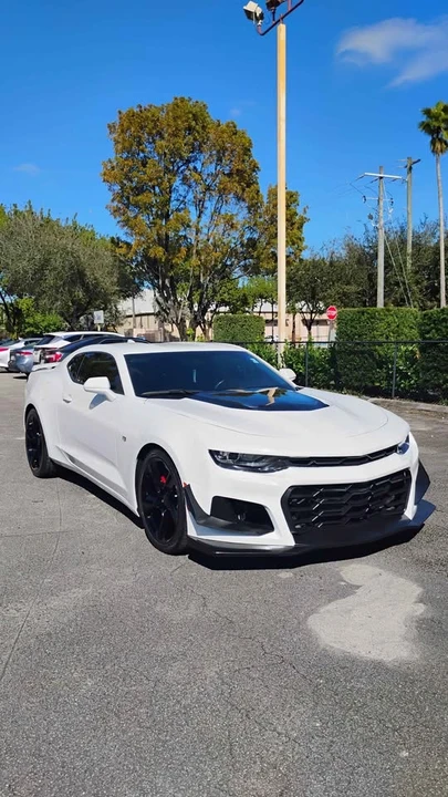 2020 Chevrolet Camaro SS 6th Gen - Image 3 of 10