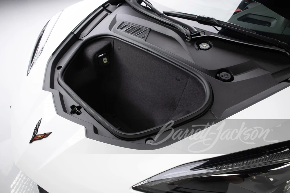 2020 Chevrolet Corvette C8 - Image 11 of 31
