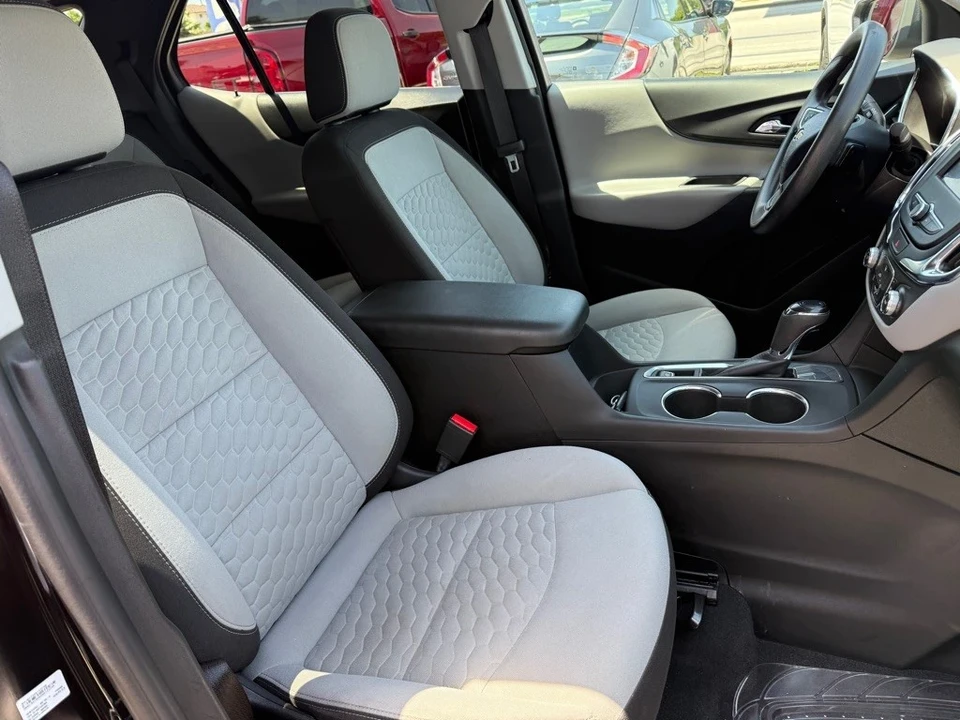 2020 Chevrolet Equinox - Image 16 of 21