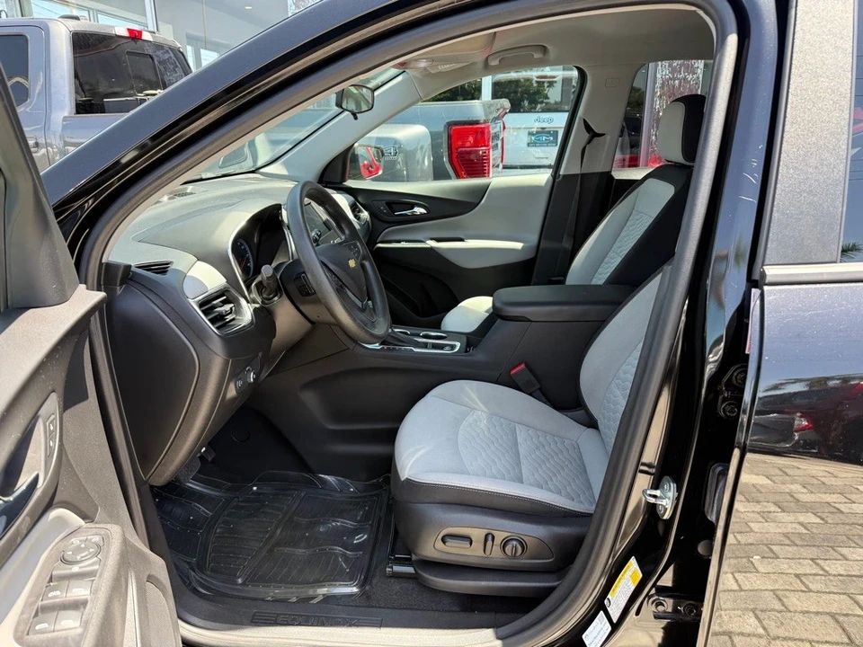 2020 Chevrolet Equinox - Image 13 of 21