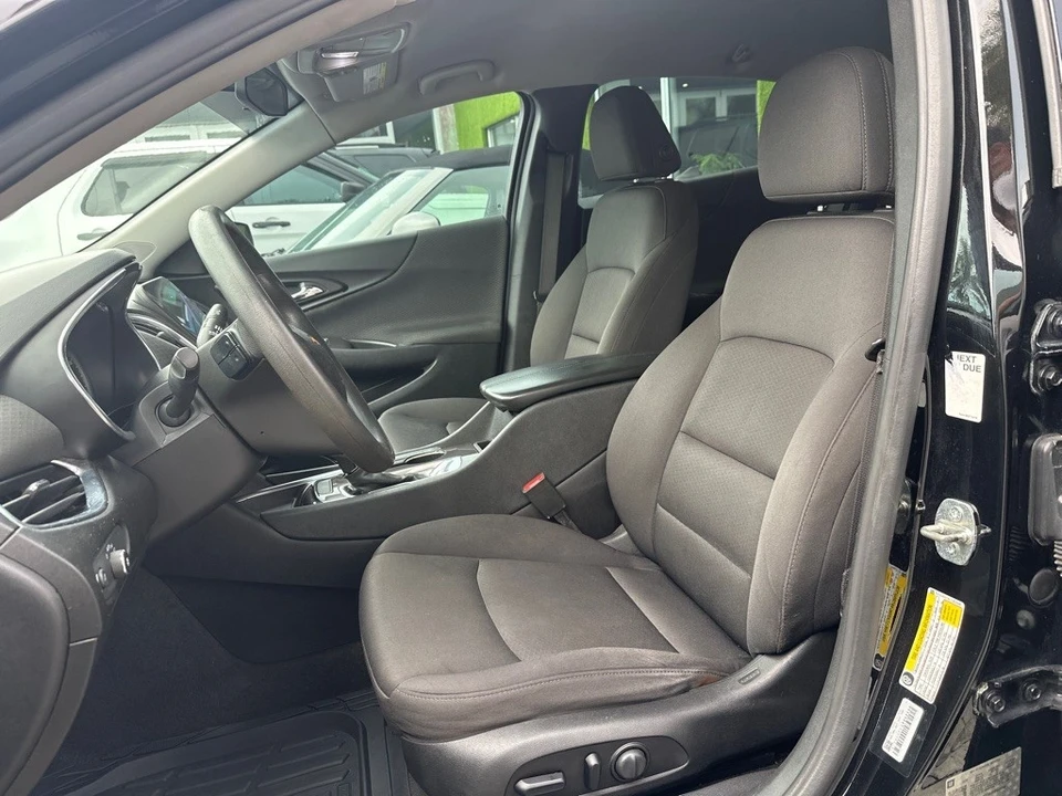 2020 Chevrolet Malibu - Image 11 of 21