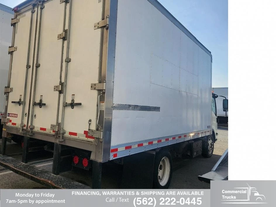2020 Isuzu Elf - Image 10 of 12