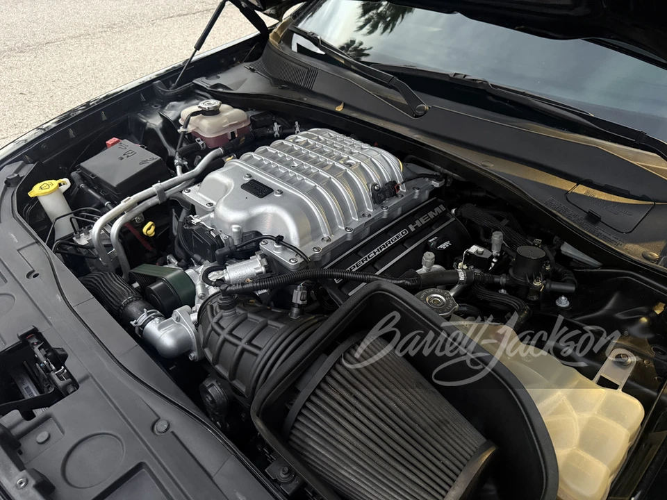 2020 Chrysler 300 (2005-2023) - Image 3 of 18