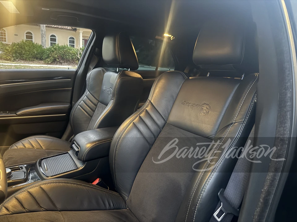 2020 Chrysler 300 (2005-2023) - Image 7 of 18