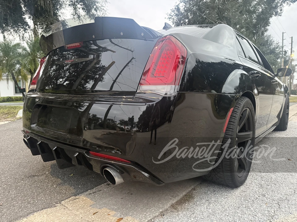 2020 Chrysler 300 (2005-2023) - Image 9 of 18