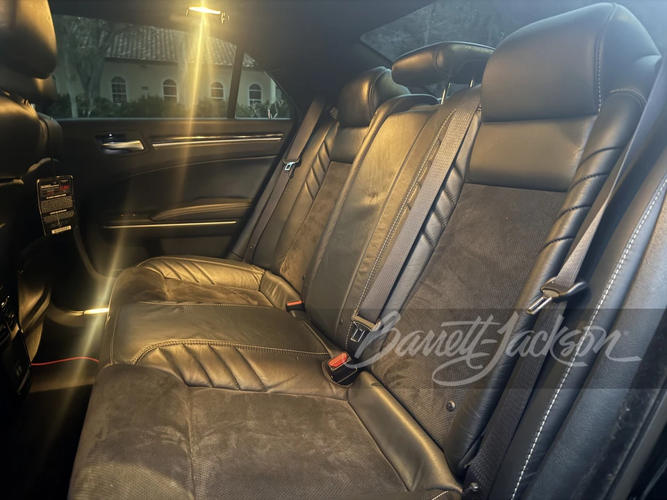 2020 Chrysler 300 (2005-2023) - Image 11 of 18