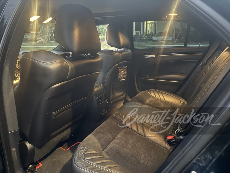 2020 Chrysler 300 (2005-2023) - Image 12 of 18