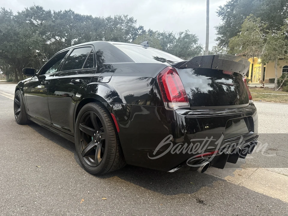 2020 Chrysler 300 (2005-2023) - Image 15 of 18
