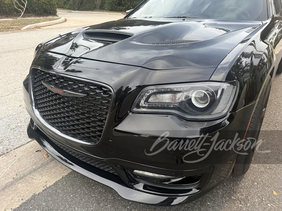 2020 Chrysler 300 (2005-2023) - Image 16 of 18