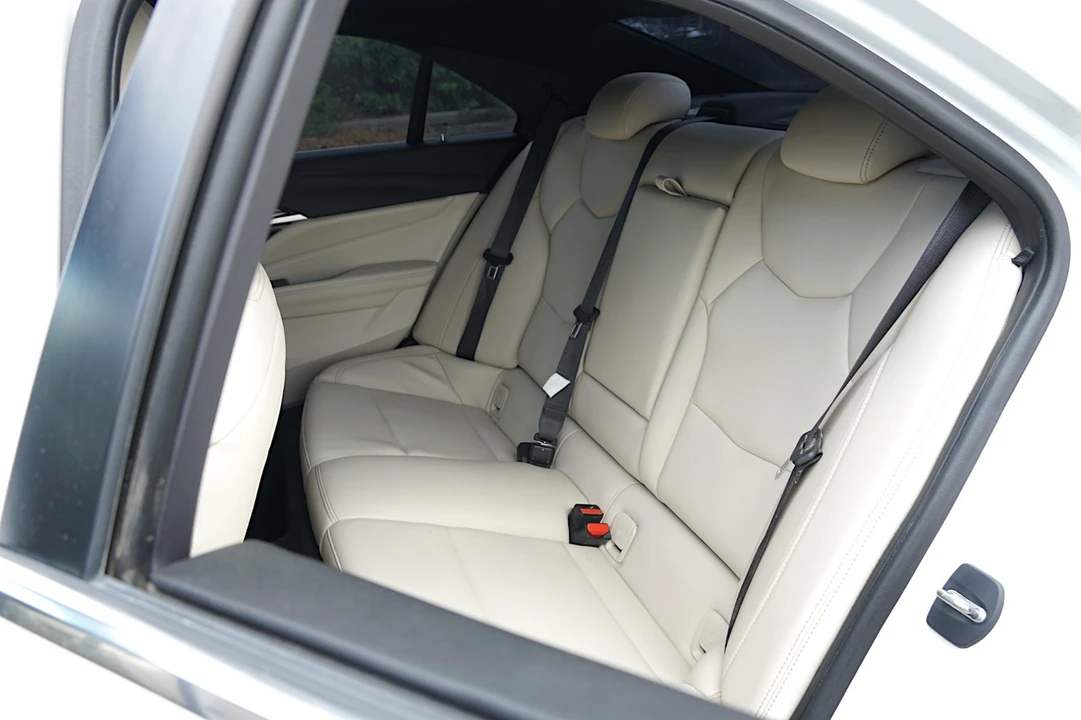 2020 Cadillac CT4 - Image 23 of 31