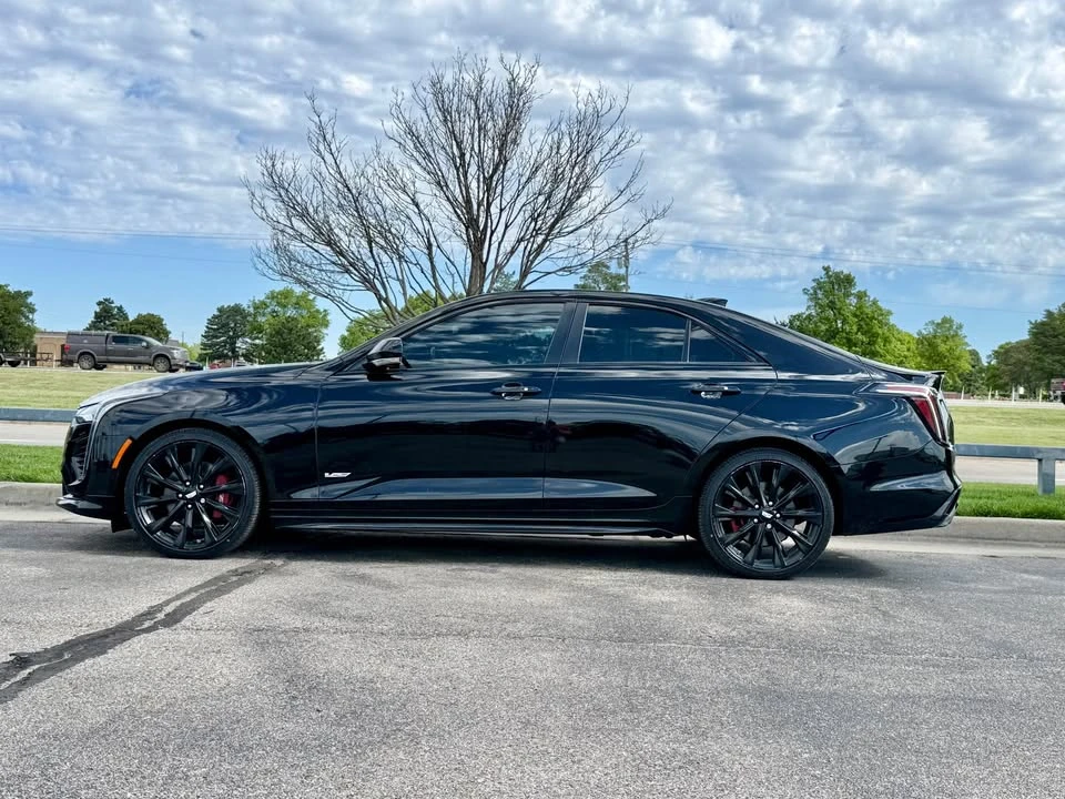 2020 Cadillac CT4-V - Image 2 of 7