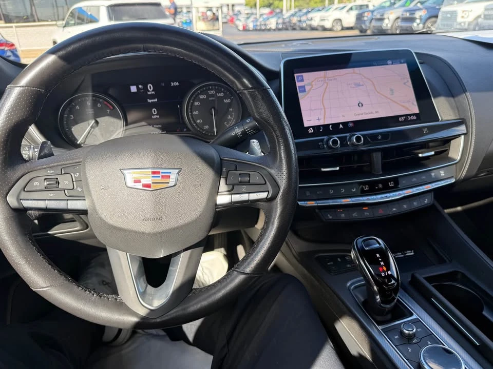 2020 Cadillac CT5 - Image 8 of 10