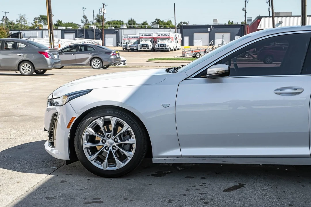 2020 Cadillac CT5 - Image 17 of 21