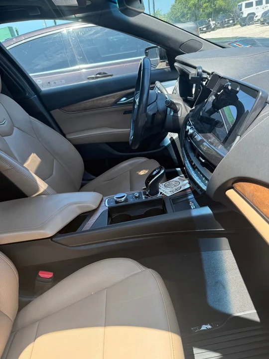 2020 Cadillac CT5 - Image 8 of 11