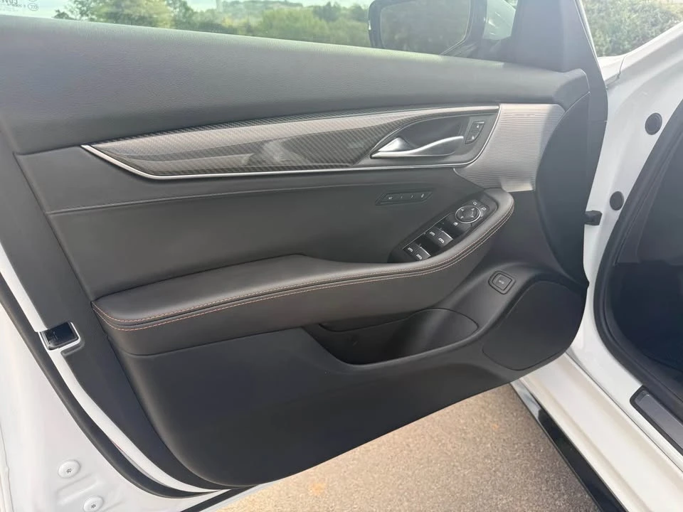 2020 Cadillac CT5-V - Image 8 of 16