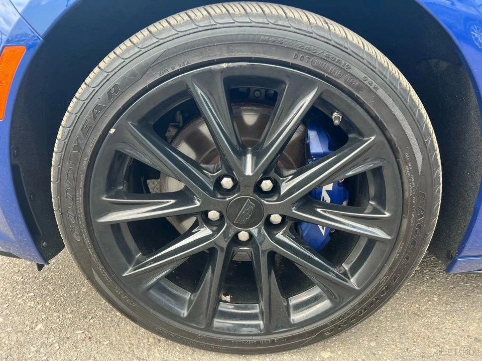 2020 Cadillac CT5-V - Image 9 of 12