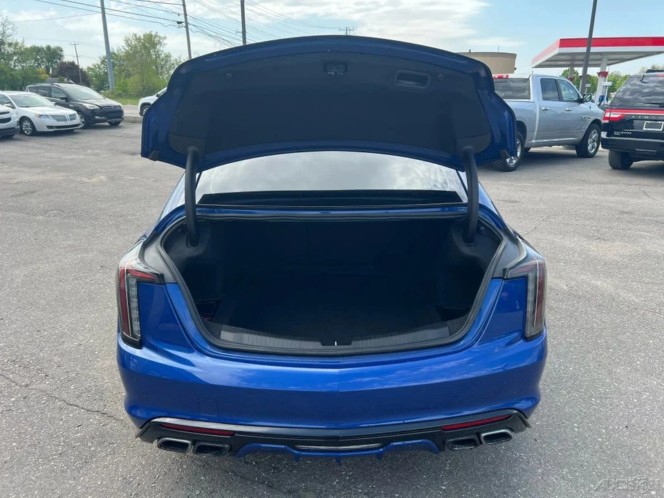2020 Cadillac CT5-V - Image 16 of 21
