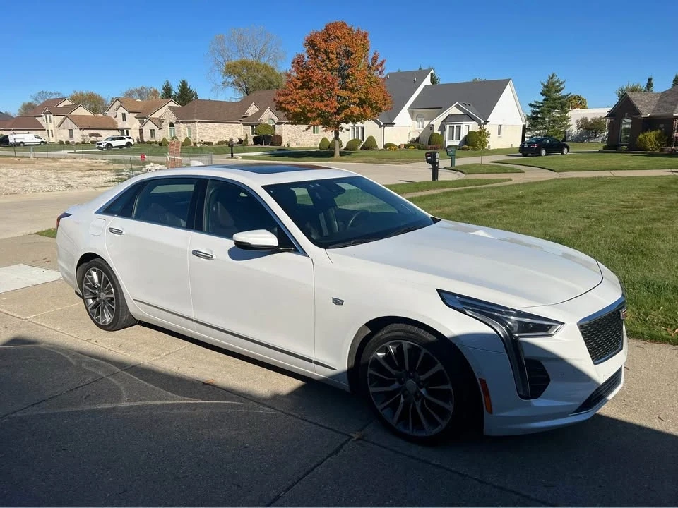 2020 Cadillac CT6 - Image 2 of 10