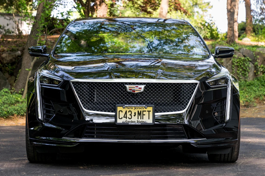 2020 Cadillac CT6-V - Image 2 of 31