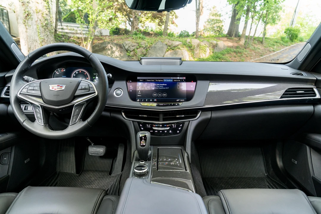 2020 Cadillac CT6-V - Image 19 of 31