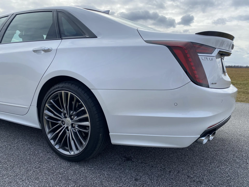 2020 Cadillac CT6-V - Image 29 of 31