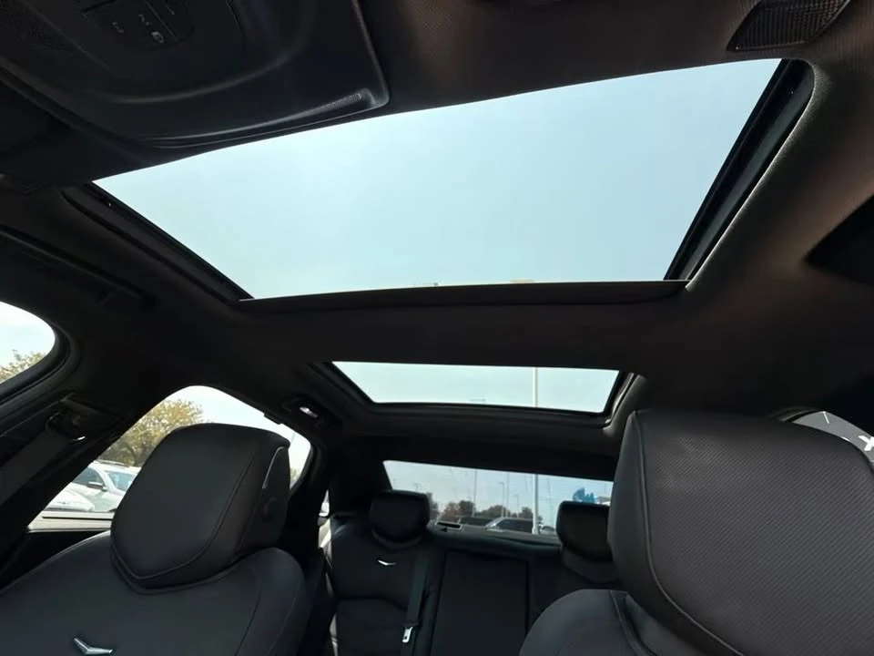 2020 Cadillac CT6-V - Image 18 of 19