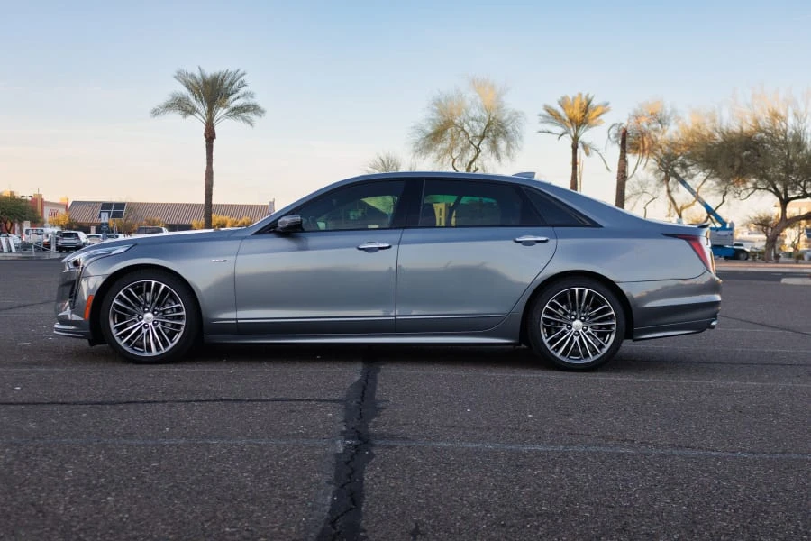 2020 Cadillac CT6-V - Image 2 of 28