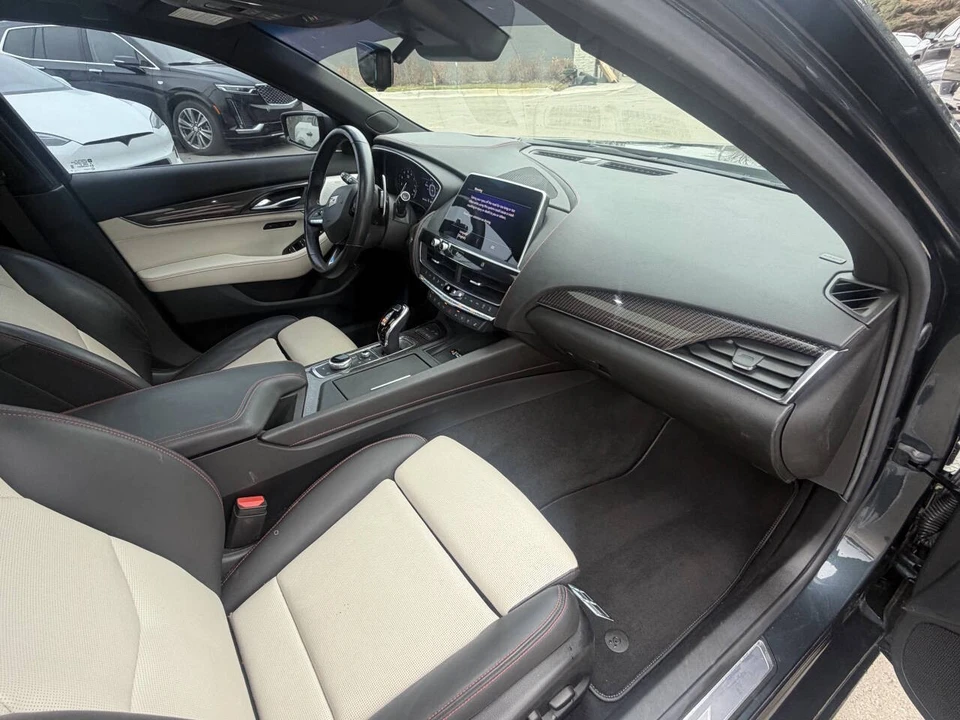 2020 Cadillac CT5-V - Image 12 of 21