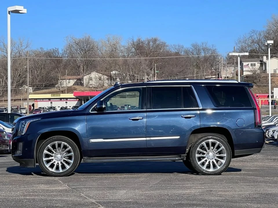2020 Cadillac Escalade 4th Gen - Image 7 of 20