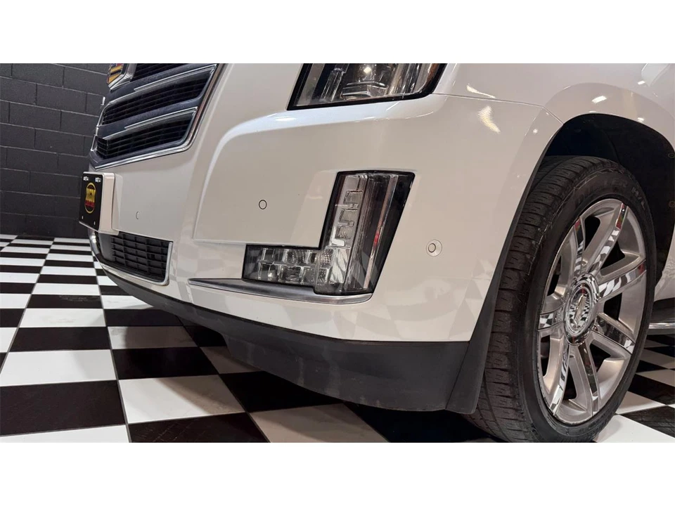 2020 Cadillac Escalade 4th Gen - Image 27 of 31
