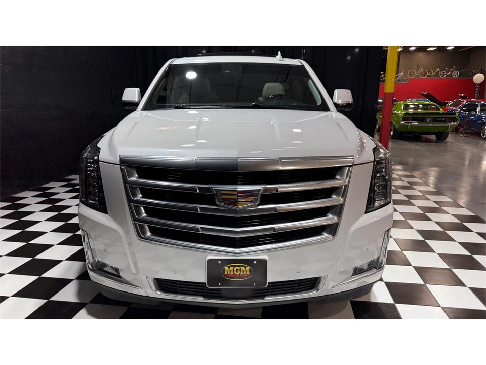 2020 Cadillac Escalade 4th Gen - Image 13 of 31