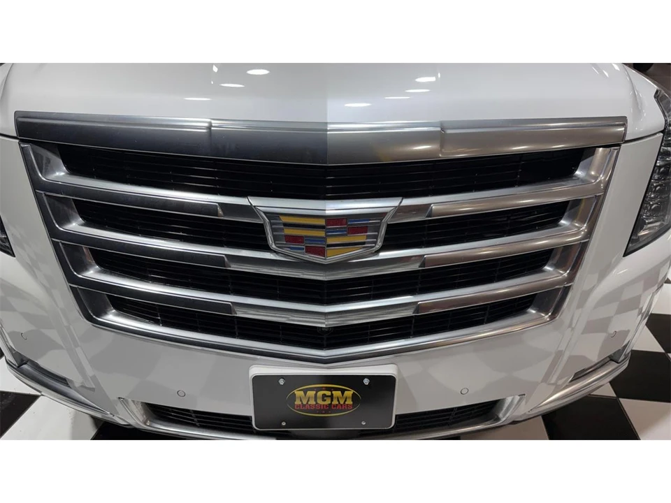 2020 Cadillac Escalade 4th Gen - Image 25 of 31