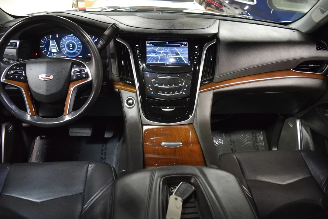 2020 Cadillac Escalade 4th Gen - Image 19 of 21