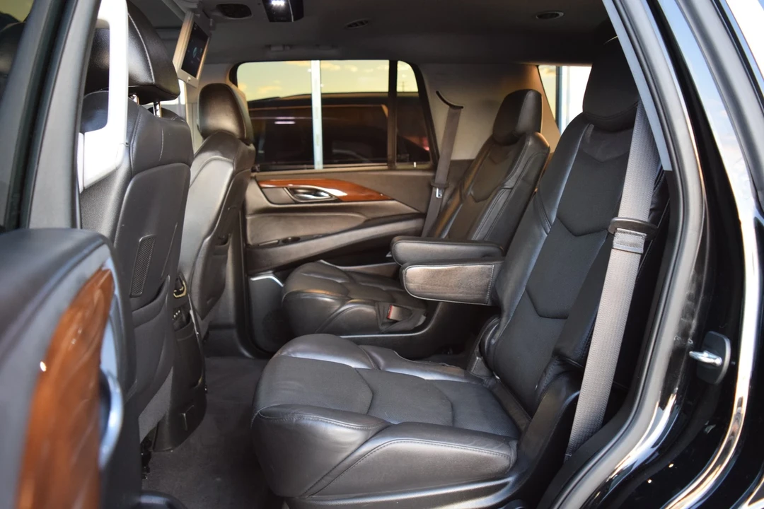 2020 Cadillac Escalade 4th Gen - Image 15 of 21