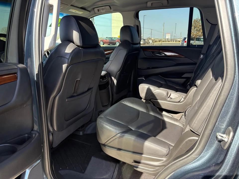 2020 Cadillac Escalade 4th Gen - Image 7 of 8