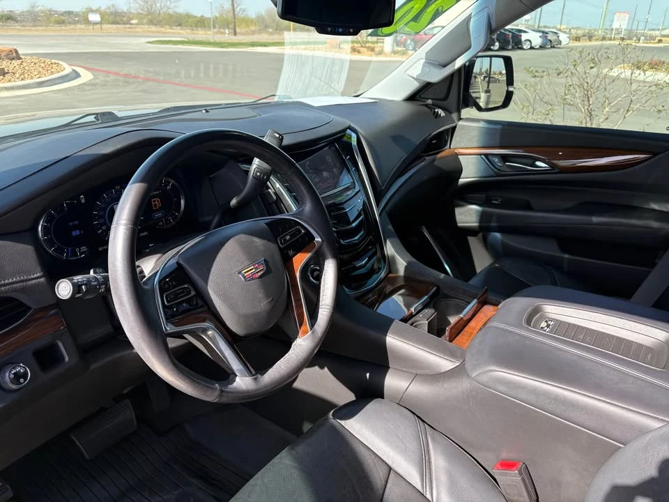2020 Cadillac Escalade 4th Gen - Image 6 of 8